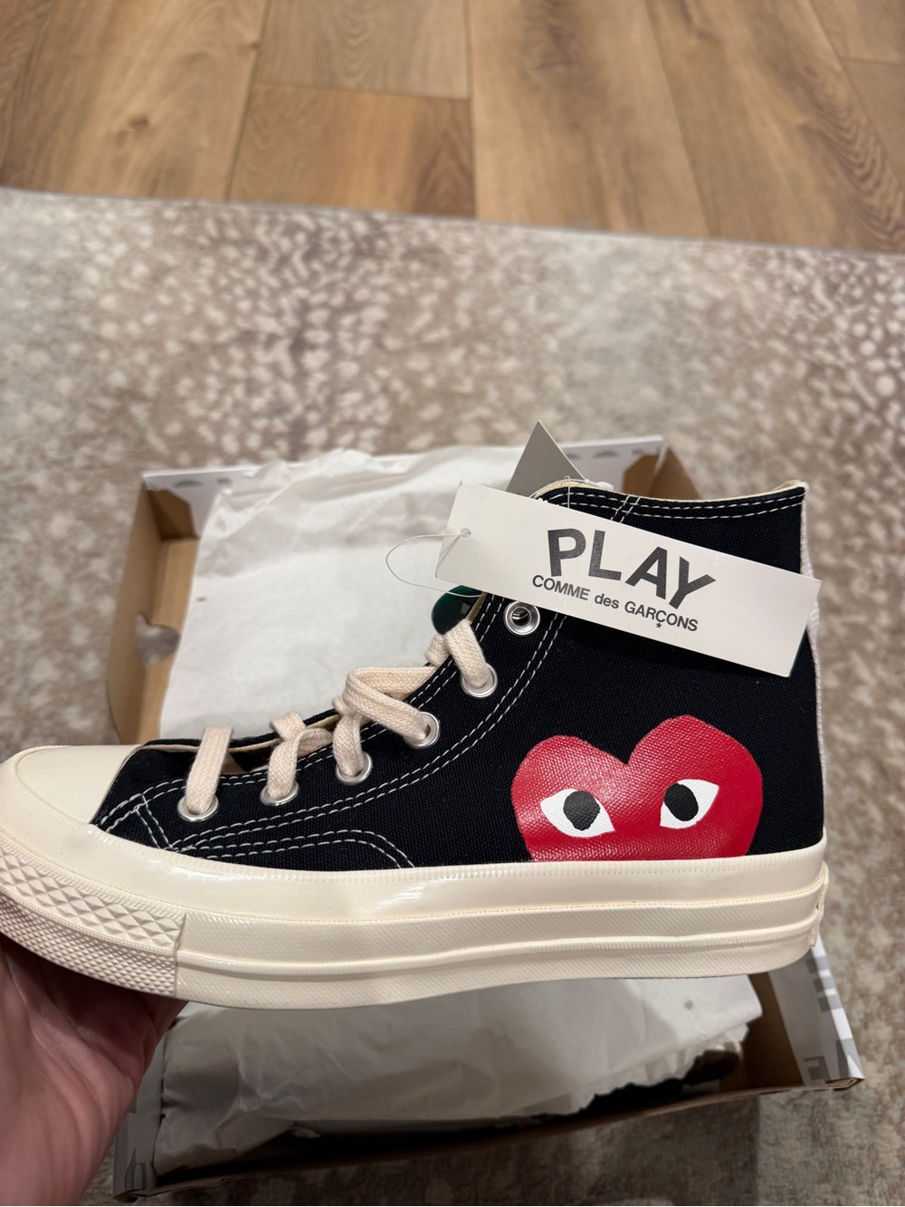 Comme des Garรงons PLAY x Converse Chuck 70 Hi Black NWT W7 M5